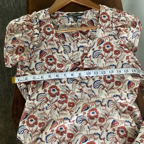 Banana Republic Dress Bohemian Floral Peasant Sleeves, V Neck, Pullover easy - Picture 8 of 8